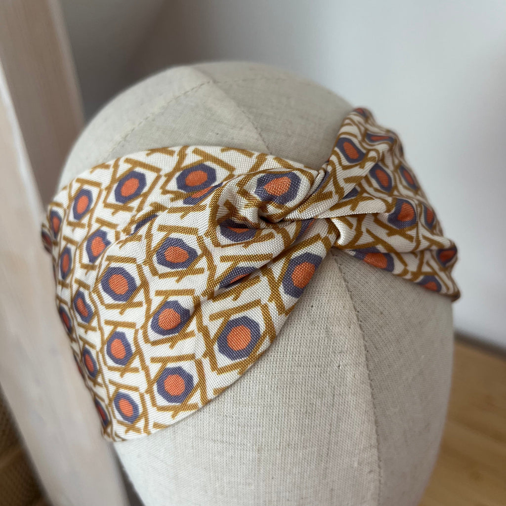 Bandeau Torsadé Mireille Airwrap i.d Beige Fraise - HauteCoutureParis